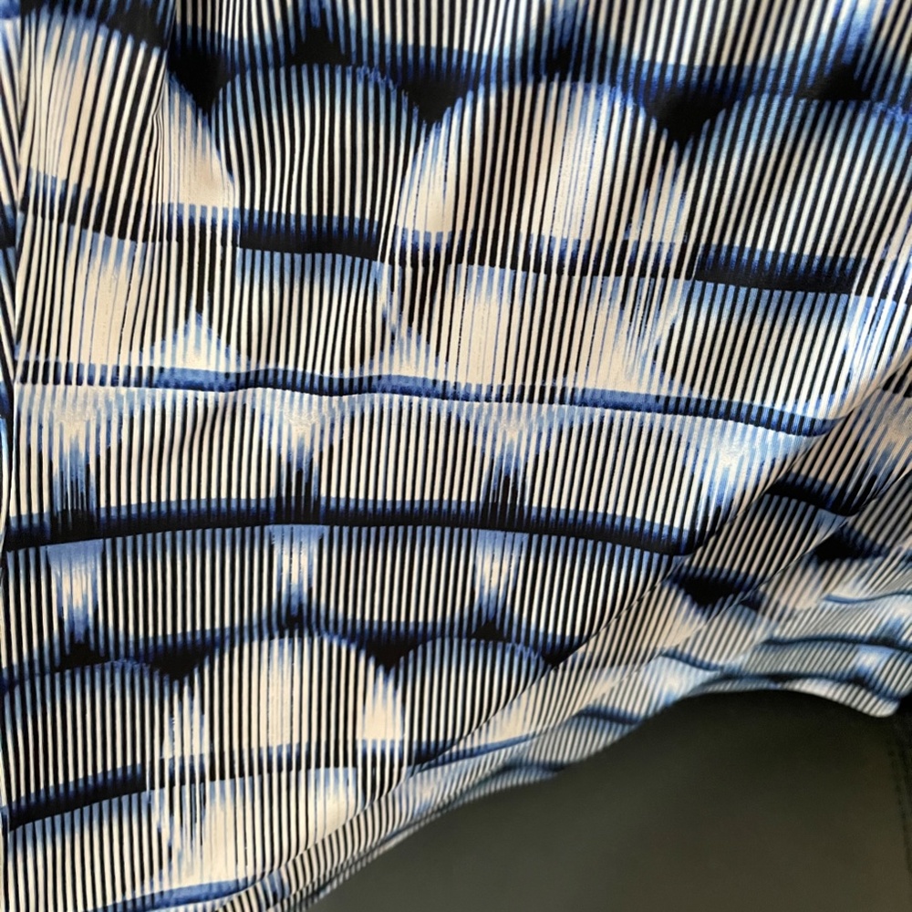 Blouse - Picture 7 of 8